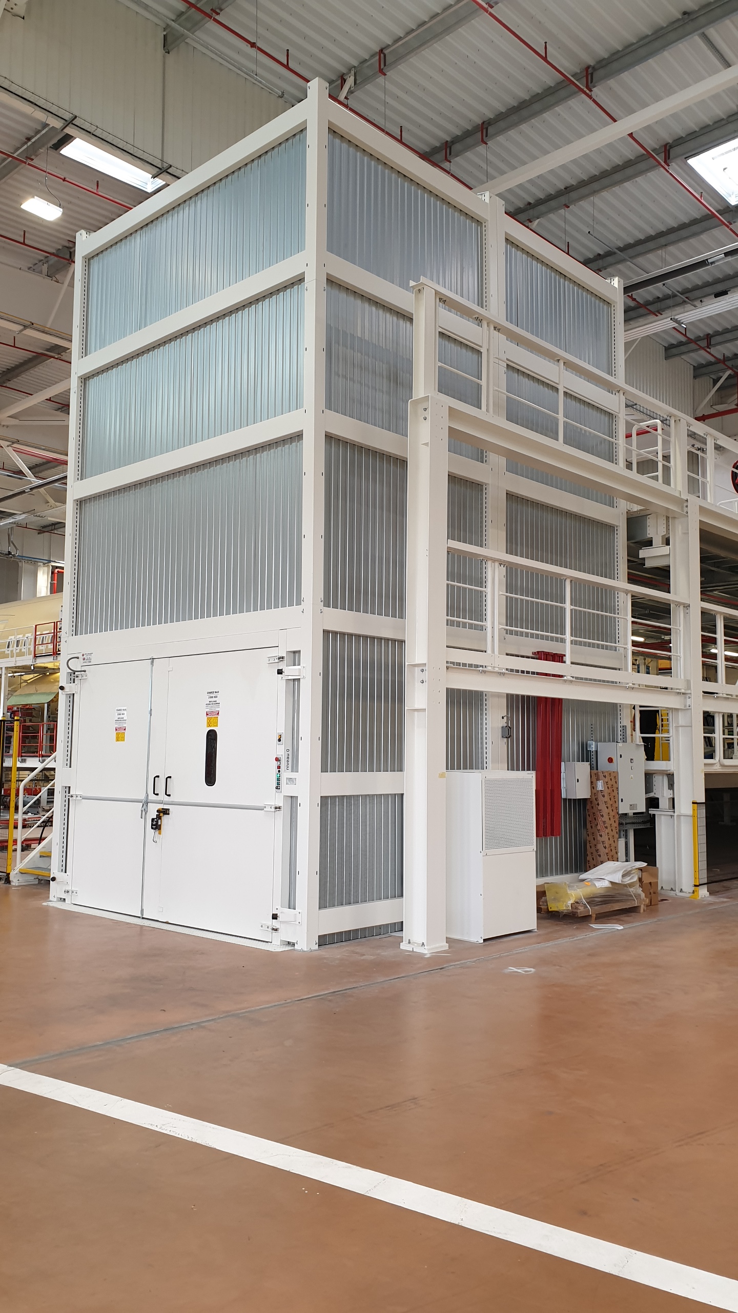 Monte-charge industriel